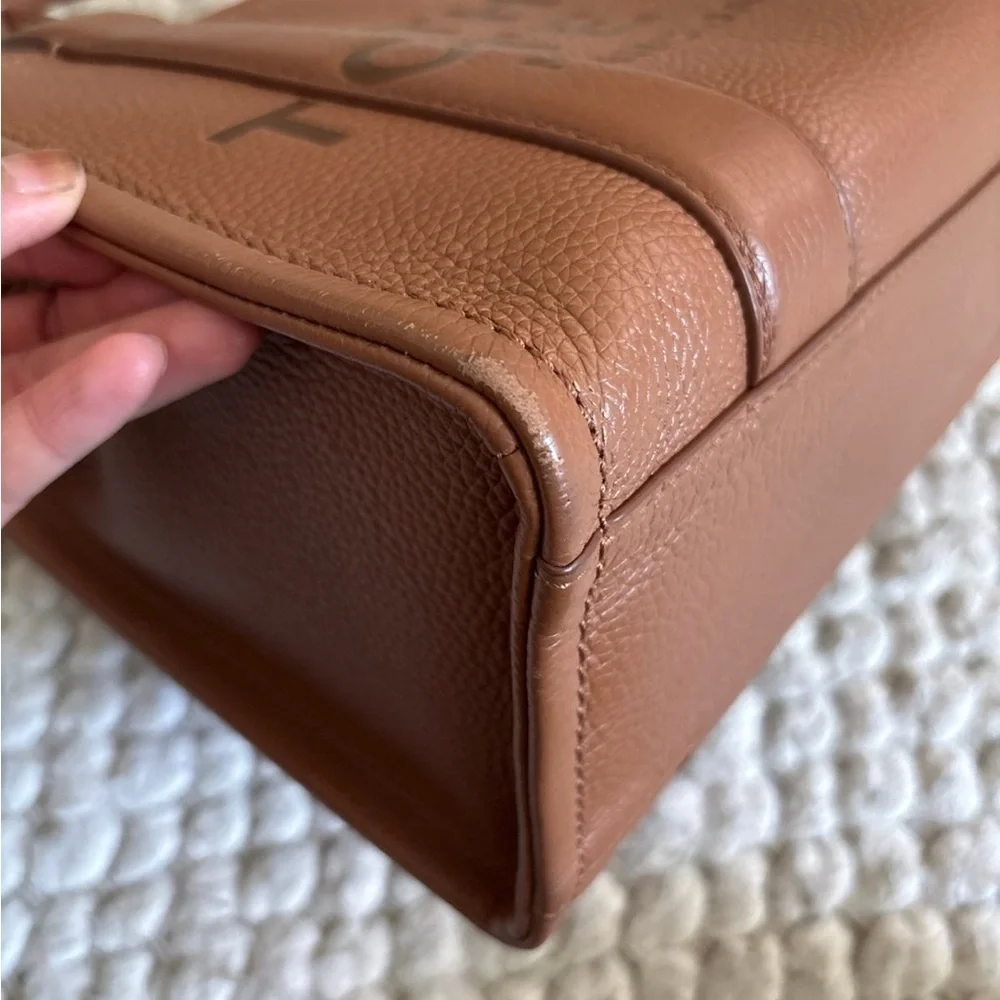 Marc Jacobs Tan Leather Tote Bag - Picture 6 of 8